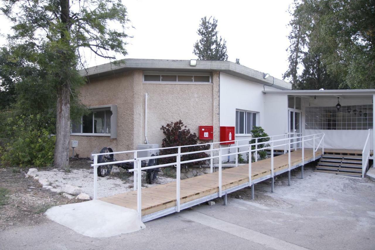 בית אלפא Kibbutz Beit Alfa Guest House מראה חיצוני תמונה