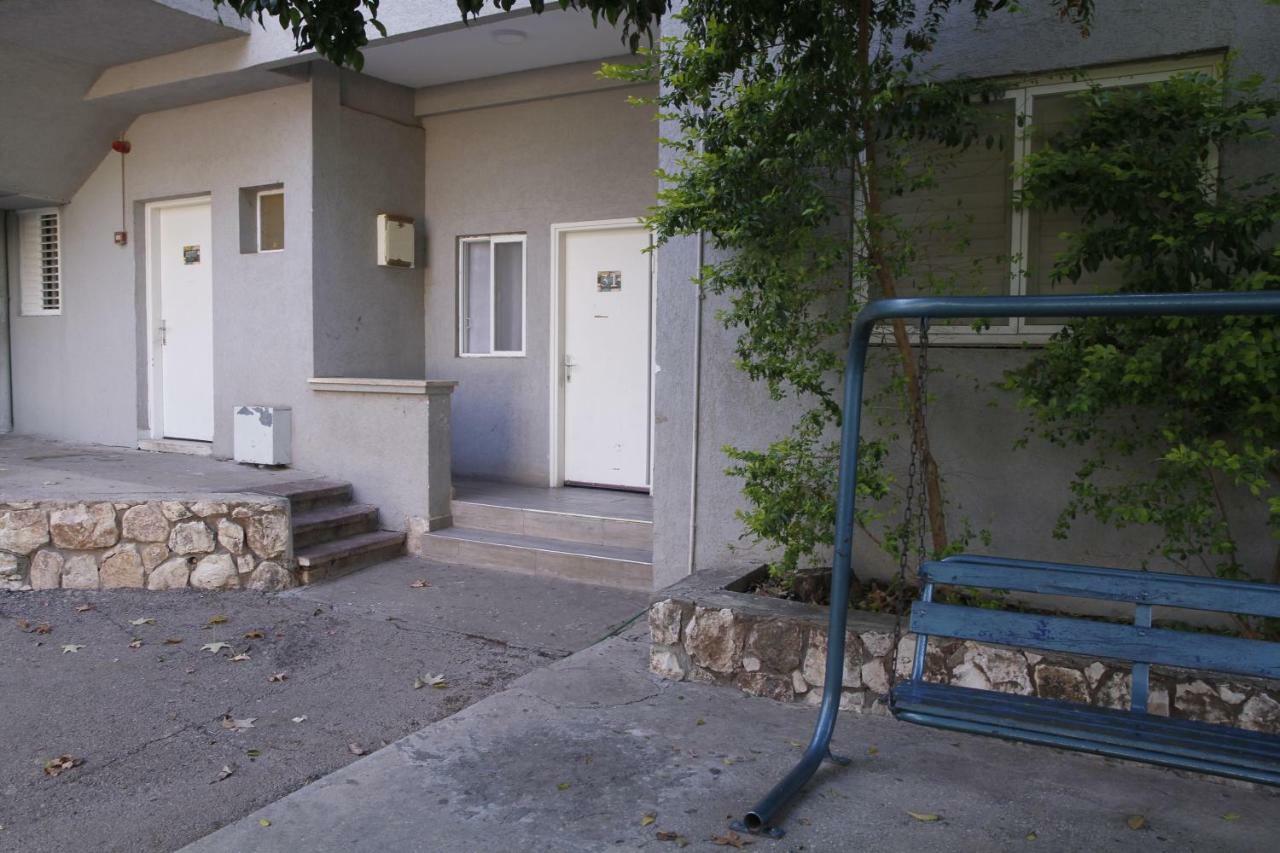 בית אלפא Kibbutz Beit Alfa Guest House מראה חיצוני תמונה